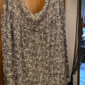 Size 24 Black and Tan skirt